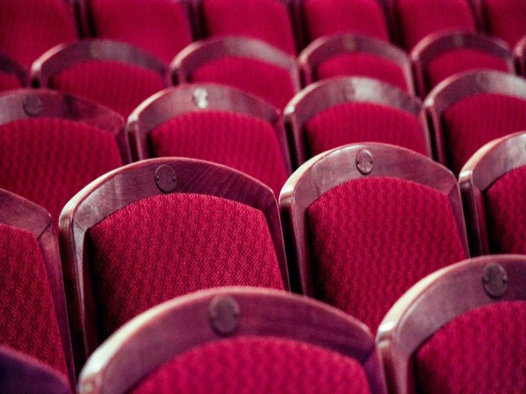 Théâtre ” Les Cancans “-1